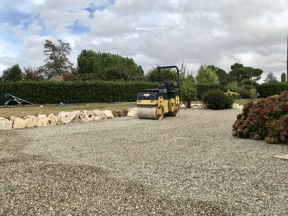 Enrochement et gravier, Lavardac, ETPB